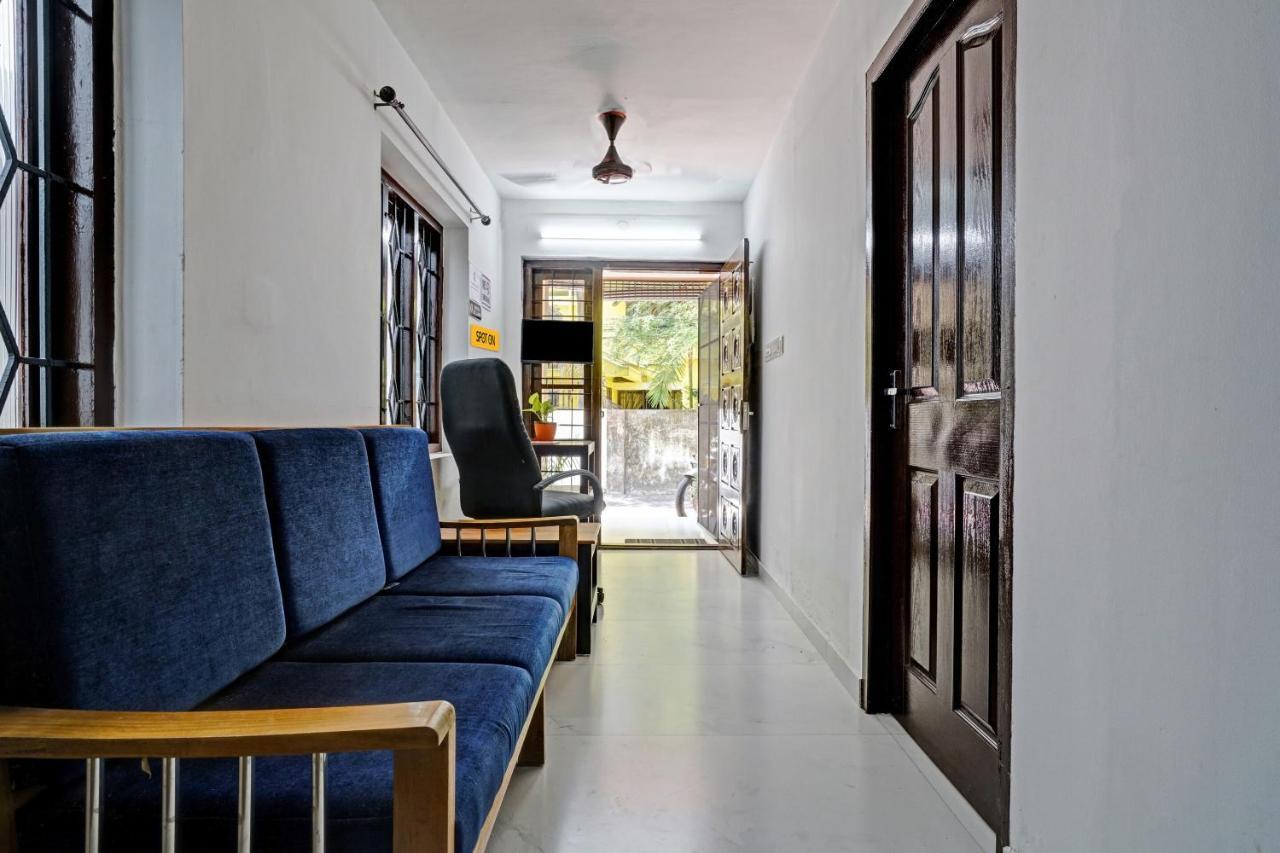 Spot On Blissful Villa Kochi ภายนอก รูปภาพ