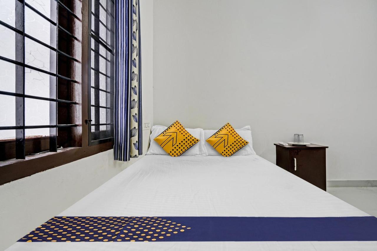 Spot On Blissful Villa Kochi ภายนอก รูปภาพ